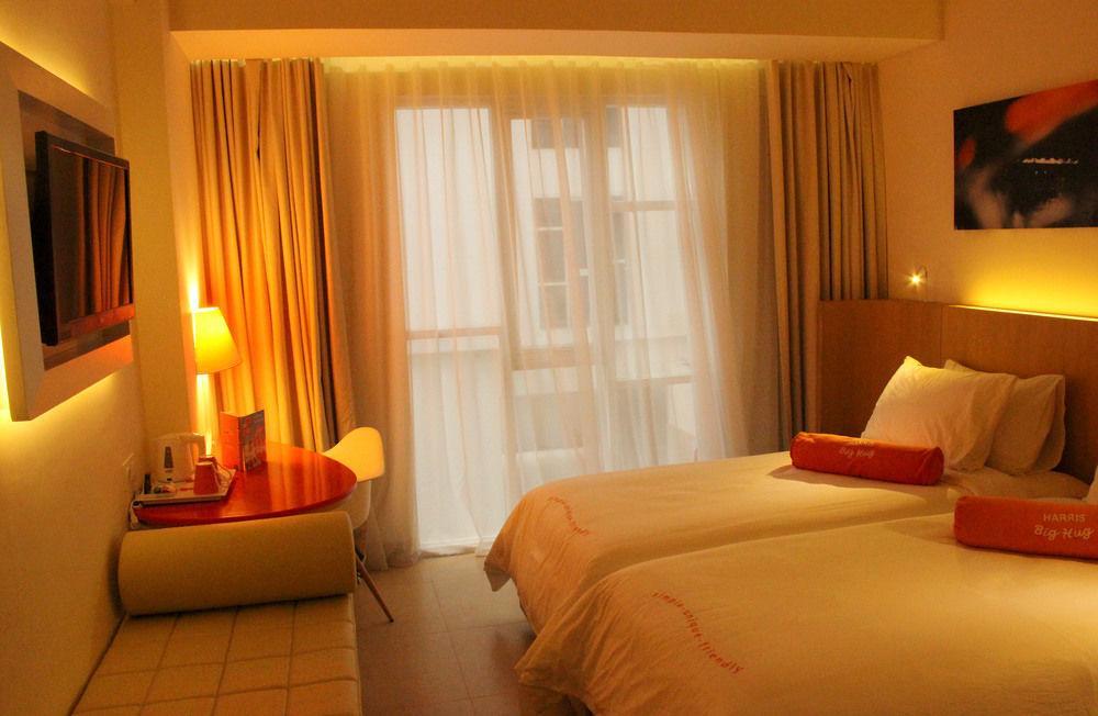 Harris Hotel Raya Кута Екстер'єр фото