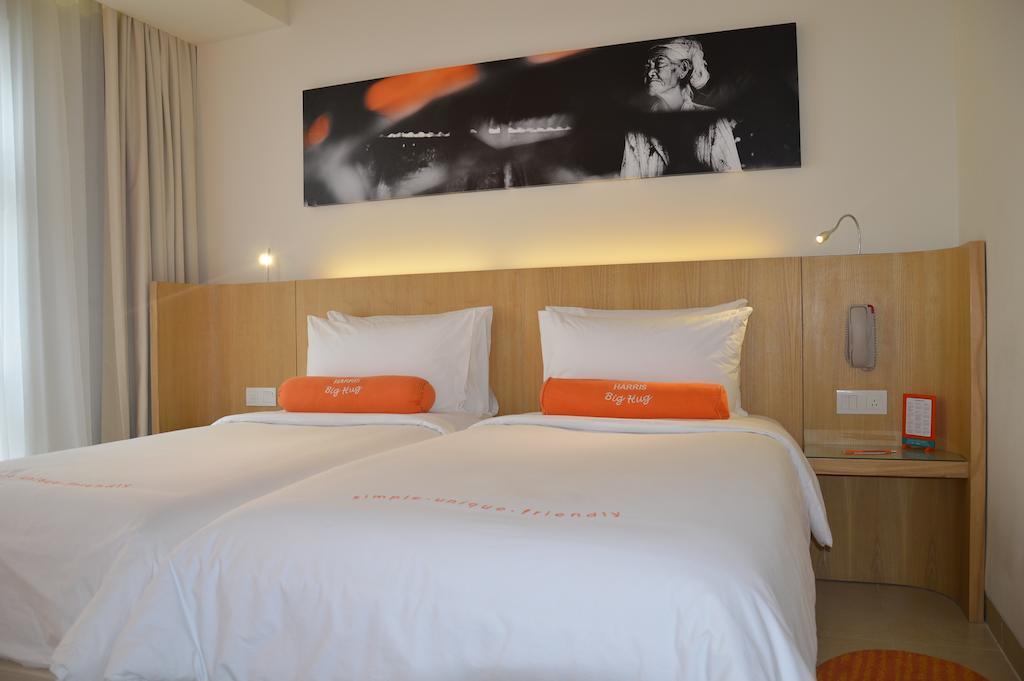 Harris Hotel Raya Кута Екстер'єр фото